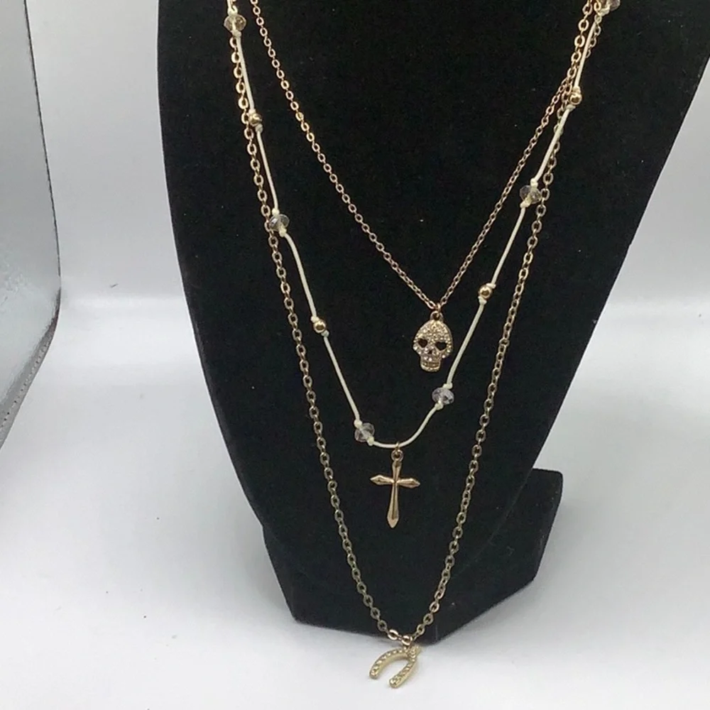 Jewelry - Picture 1 of 2
